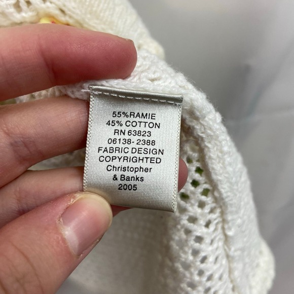 Vintage Christopher & Banks cream crocheted button butterfly floral sweater vest - Picture 4 of 9